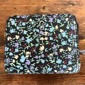 Marc Jacobs The Softshot Mini Ditsy Floral Wallet